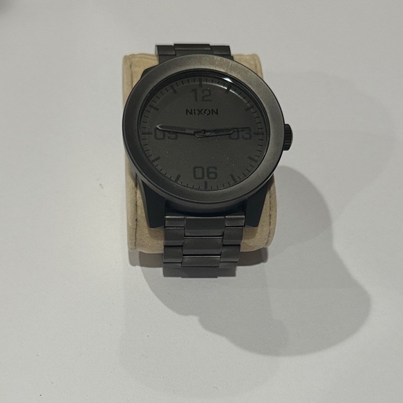 Nixon Other - Nixon A346 Corporal SS Matte Blk/Matte Gunmetal 48mm